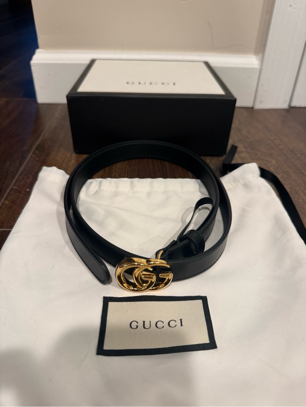 Gucci Black Leather Belt with Gold Double G Interlocking Buckle size G90